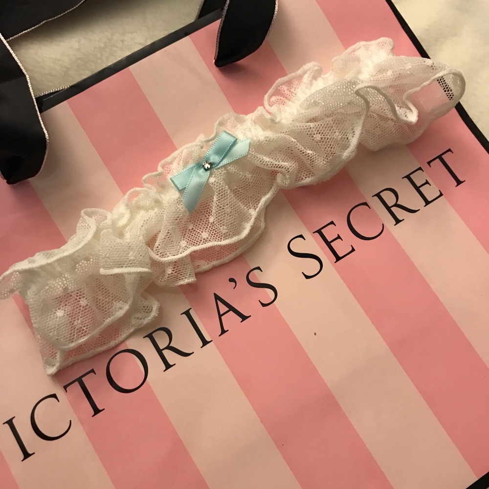 Betsey Johnson Garter